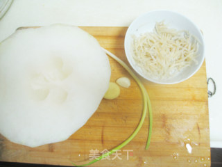 【冬瓜小银鱼】美味冬瓜的做法步骤：1