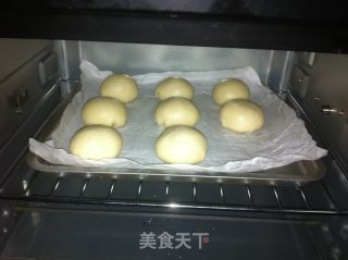 榨菜鲜肉月饼的做法步骤：23