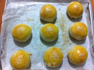 榨菜鲜肉月饼的做法步骤：25