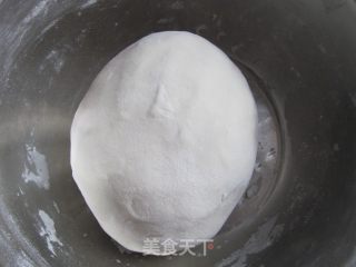 红苋菜馅饼的做法步骤：1