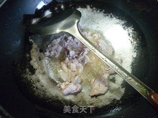 油豆腐里脊肉炒酸菜的做法步骤：5