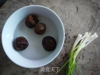 冬瓜丸子汤的做法步骤：1