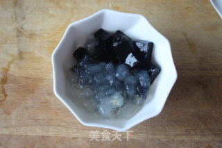 雪蛤烧仙草的做法步骤：9