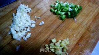 蚝油炒油麦菜的做法步骤：1