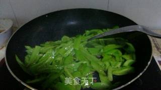 青椒小炒肉的做法步骤：7
