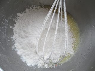 芝麻戚风蛋糕的做法步骤：4