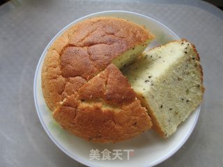 芝麻戚风蛋糕的做法步骤：17