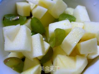 水果沙拉的做法步骤：4