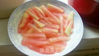 斋炒西瓜皮的做法步骤：2