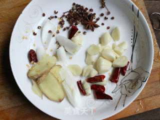家常烧鲤鱼的做法步骤：3