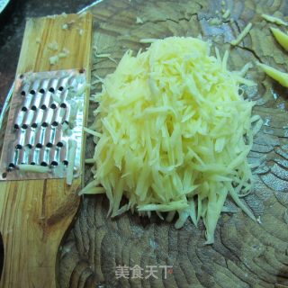 炒土豆丝的做法步骤：2