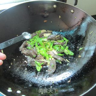 辣炒鸭血的做法步骤：11