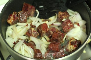 黑胡椒苹果牛肉粒的做法步骤：15