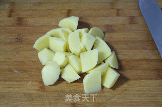 红烧土豆鸡块饭的做法步骤：4