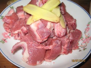 番茄炖牛肉的做法步骤：2