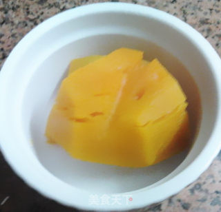 南瓜芝麻饼（南瓜馅）的做法步骤：2