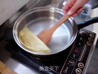 鸡蛋煎饼的做法步骤：2