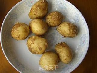 烧烤味的小土豆的做法步骤：1