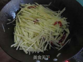 蒜苗土豆丝的做法步骤：6