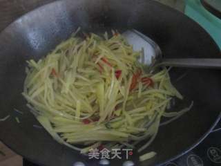 蒜苗土豆丝的做法步骤：11