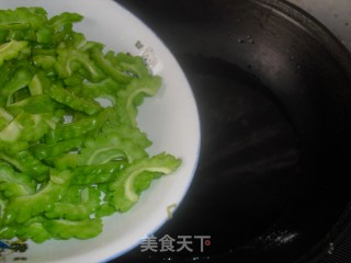 蜜汁苦瓜的做法步骤：3