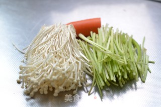【爽脆拌三丝】的做法步骤：1