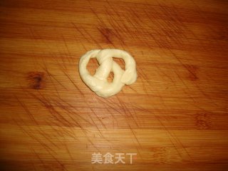 〖松脆小甜圈〗----无聊时候当零食，又或者加上一杯清茶，享受那份清闲的做法步骤：5