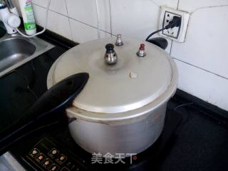 酱炖排骨的做法步骤：4