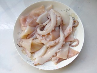 辣烤鱿鱼的做法步骤：2