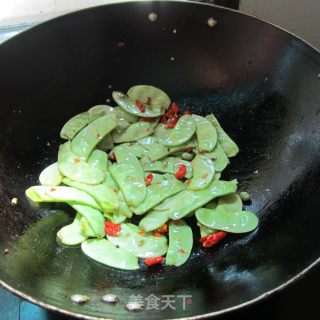 清炒扁豆的做法步骤：7