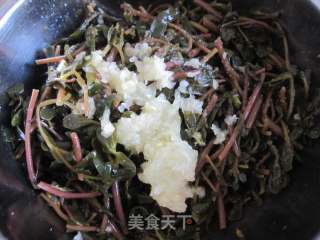 蒜拌马齿苋的做法步骤：7