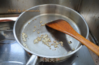 百合小炒的做法步骤：4