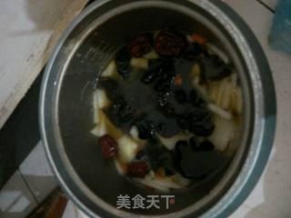 冬瓜木耳荷叶汤的做法步骤：5