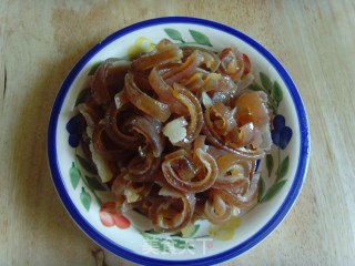 小炒腊肉皮的做法步骤：6