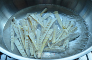 剁椒春笋的做法步骤：4