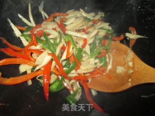 手撕蚝油杏鲍菇的做法步骤：6