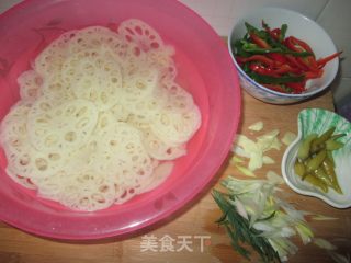 荷塘小炒藕 ---------- 藕的做法步骤：1