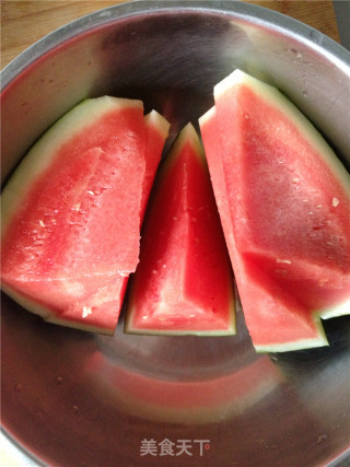 天然饮料----鲜榨西瓜汁的做法步骤：1