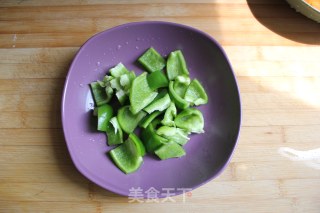 三色蚝油菜花的做法步骤：3