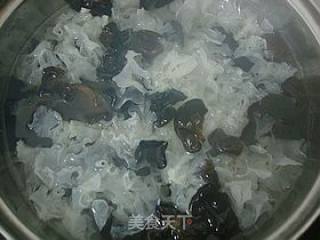 爽口小凉菜-----【剁椒炝拌双耳】的做法步骤：5
