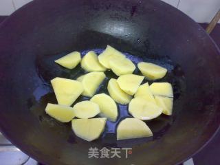 咖喱地三鲜的做法步骤：3