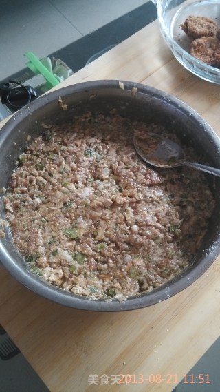 香酥牛肉茄盒的做法步骤：5