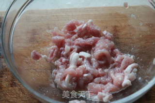 炒乌冬面的做法步骤：1
