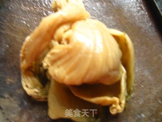 梅菜芋头扣肉的做法步骤：1