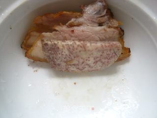 梅菜芋头扣肉的做法步骤：19