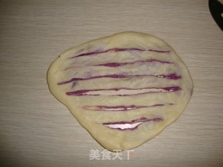 〖椰蓉紫薯卷〗---又是我最喜欢的淡紫，忧伤+飘忽+浪漫的做法步骤：9