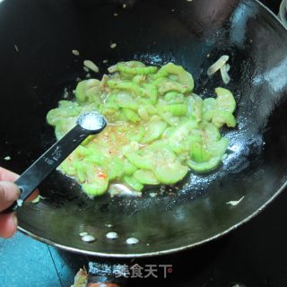 蒜片丝瓜的做法步骤：8