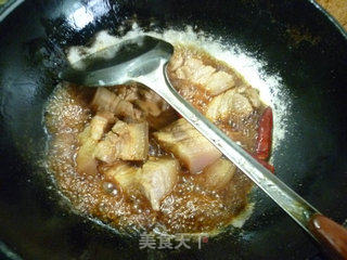 小油豆腐烧五花肉的做法步骤：5