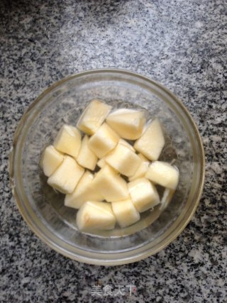 水果西米露的做法步骤：3