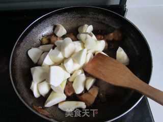 茭白烧肉的做法步骤：4